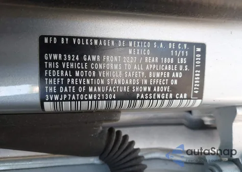 2012 Volkswagen Beetle 2.5L из США, поврежденный, VIN 3VWJP7AT0CM621304